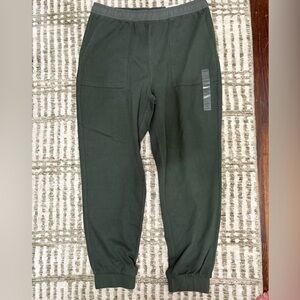 NWT Free assembly green sweatpants joggers size L